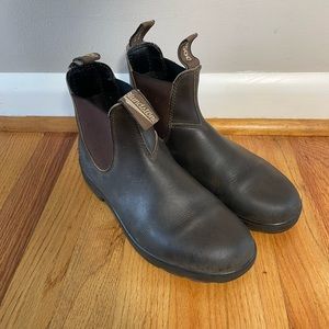 Brown Blundstone Chelsea Boots
